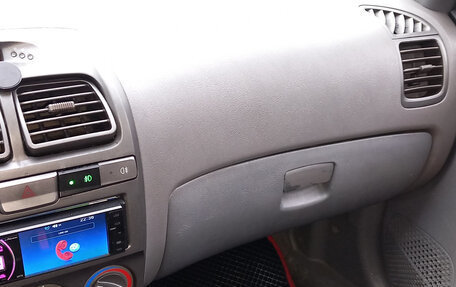 Hyundai Accent II, 2005 год, 400 000 рублей, 10 фотография