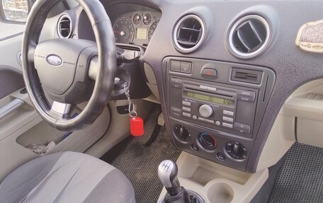 Ford Fusion I, 2006 год, 400 000 рублей, 6 фотография