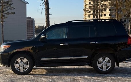 Toyota Land Cruiser 200, 2013 год, 4 800 000 рублей, 8 фотография