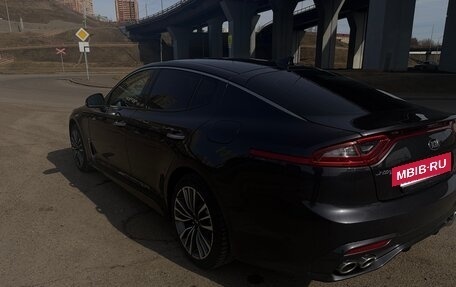 KIA Stinger I, 2018 год, 2 950 000 рублей, 2 фотография