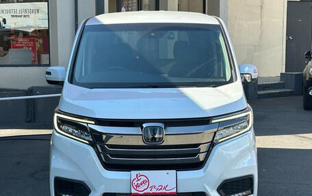 Honda Stepwgn IV, 2020 год, 1 950 000 рублей, 1 фотография