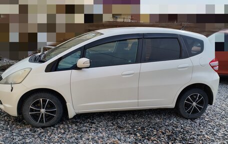 Honda Fit III, 2009 год, 750 000 рублей, 1 фотография