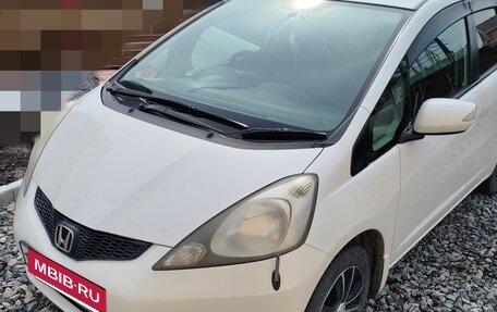 Honda Fit III, 2009 год, 750 000 рублей, 4 фотография