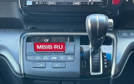 Honda Stepwgn IV, 2020 год, 1 950 000 рублей, 19 фотография