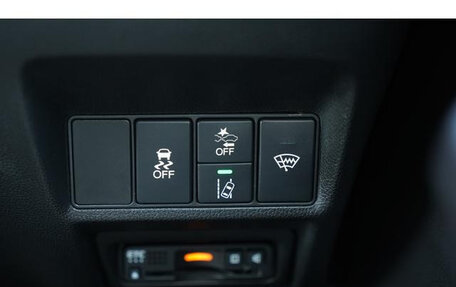 Honda Stepwgn IV, 2019 год, 1 900 000 рублей, 37 фотография