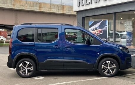 Peugeot Rifter I, 2024 год, 1 535 000 рублей, 4 фотография