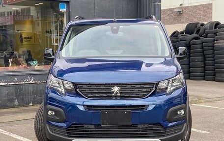 Peugeot Rifter I, 2024 год, 1 535 000 рублей, 2 фотография