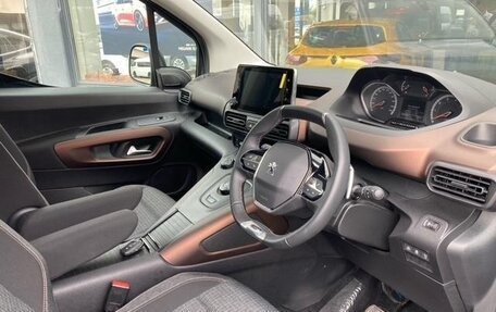 Peugeot Rifter I, 2024 год, 1 535 000 рублей, 12 фотография