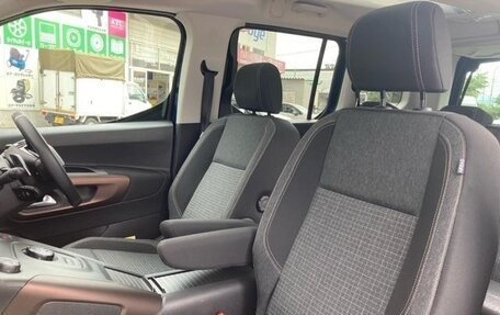 Peugeot Rifter I, 2024 год, 1 535 000 рублей, 20 фотография