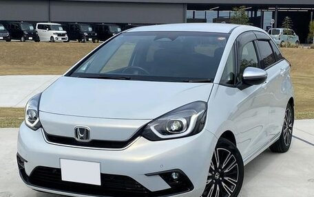 Honda Fit, 2022 год, 1 000 000 рублей, 5 фотография