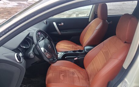 Nissan Qashqai, 2011 год, 930 000 рублей, 2 фотография