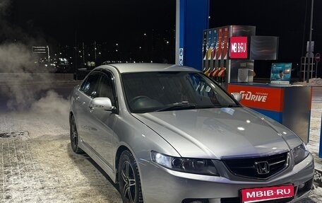 Honda Accord VII рестайлинг, 2002 год, 700 000 рублей, 1 фотография