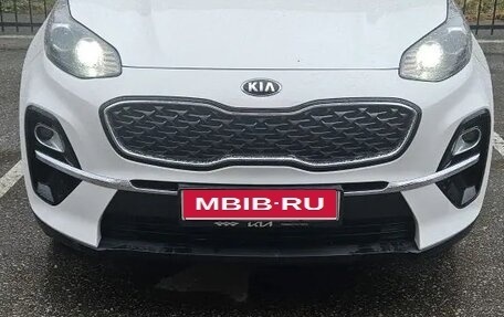 KIA Sportage IV рестайлинг, 2019 год, 2 390 000 рублей, 1 фотография