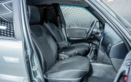 Chevrolet Niva I рестайлинг, 2017 год, 765 000 рублей, 12 фотография