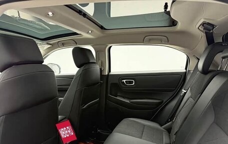 Honda Vezel, 2023 год, 1 340 000 рублей, 19 фотография