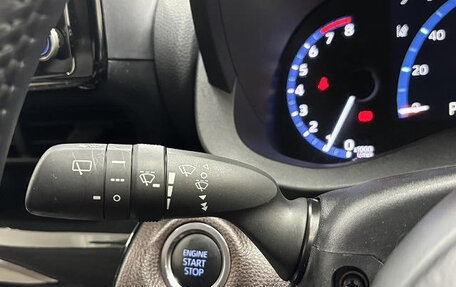 Toyota Yaris Cross, 2020 год, 1 540 000 рублей, 20 фотография