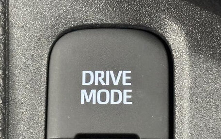 Toyota Yaris Cross, 2020 год, 1 540 000 рублей, 28 фотография