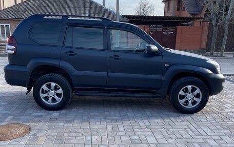 Toyota Land Cruiser Prado 120 рестайлинг, 2008 год, 2 100 000 рублей, 3 фотография