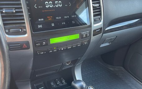 Toyota Land Cruiser Prado 120 рестайлинг, 2008 год, 2 100 000 рублей, 6 фотография