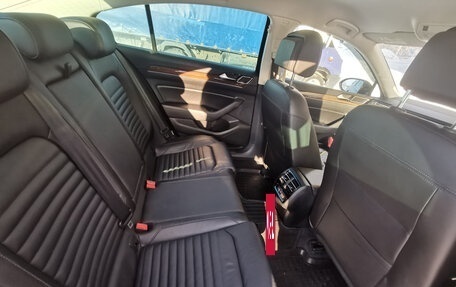 Volkswagen Passat B8 рестайлинг, 2016 год, 2 050 000 рублей, 11 фотография