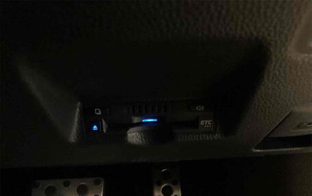 Toyota Yaris Cross, 2023 год, 1 750 000 рублей, 28 фотография