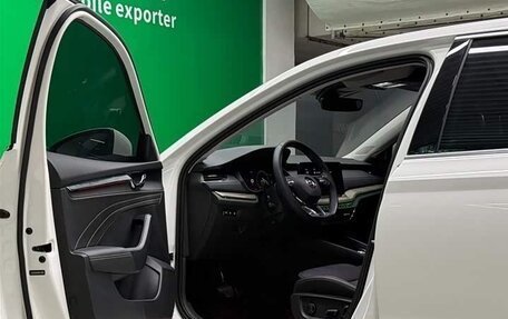 Skoda Octavia IV, 2023 год, 1 770 333 рублей, 12 фотография