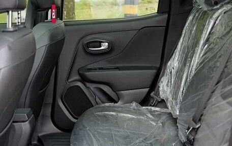 Jeep Renegade I рестайлинг, 2019 год, 1 350 000 рублей, 24 фотография