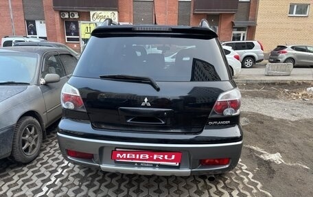Mitsubishi Outlander III рестайлинг 3, 2004 год, 700 000 рублей, 7 фотография