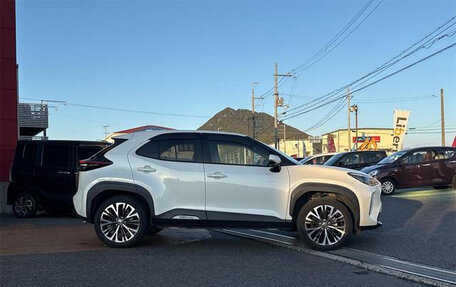 Toyota Yaris Cross, 2021 год, 1 650 000 рублей, 6 фотография