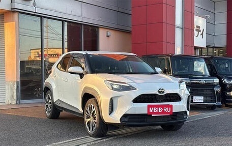 Toyota Yaris Cross, 2021 год, 1 650 000 рублей, 4 фотография