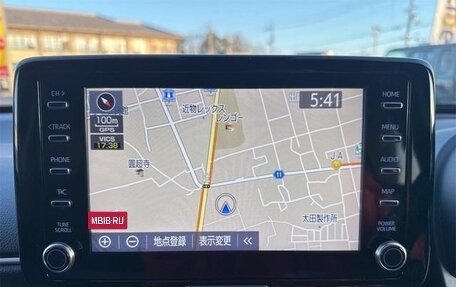 Toyota Yaris Cross, 2021 год, 1 650 000 рублей, 34 фотография