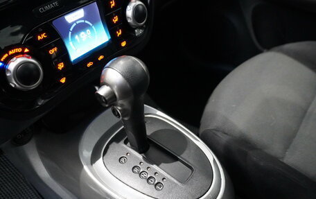 Nissan Juke II, 2011 год, 850 000 рублей, 16 фотография