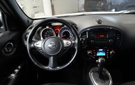 Nissan Juke II, 2011 год, 850 000 рублей, 13 фотография