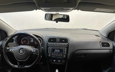 Volkswagen Polo VI (EU Market), 2017 год, 1 245 000 рублей, 5 фотография