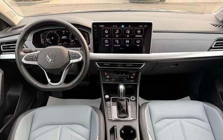 Volkswagen Lavida, 2023 год, 1 650 000 рублей, 9 фотография