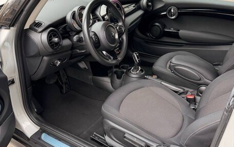 MINI Hatch, 2019 год, 2 350 000 рублей, 10 фотография