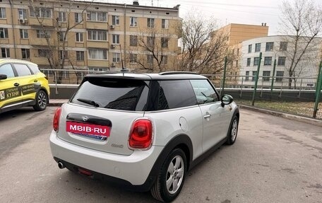 MINI Hatch, 2019 год, 2 350 000 рублей, 5 фотография