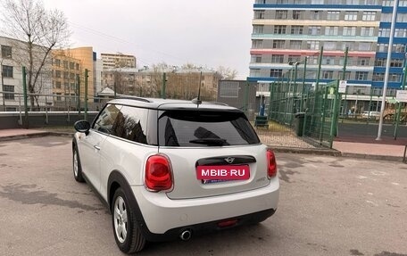 MINI Hatch, 2019 год, 2 350 000 рублей, 3 фотография