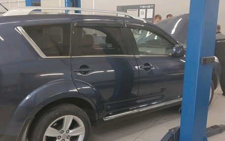 Peugeot 4007, 2009 год, 999 000 рублей, 3 фотография