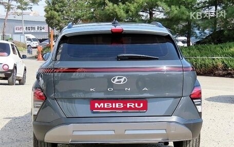 Hyundai Kona, 2023 год, 2 100 000 рублей, 20 фотография