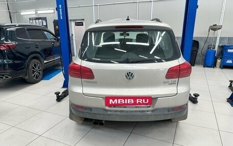 Volkswagen Tiguan I, 2012 год, 1 223 000 рублей, 2 фотография