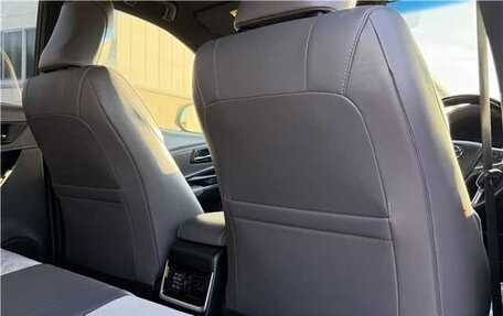 Toyota Harrier, 2016 год, 1 740 000 рублей, 9 фотография