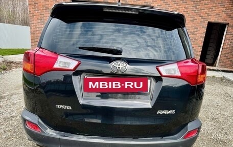 Toyota RAV4, 2015 год, 2 100 000 рублей, 4 фотография
