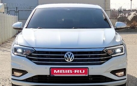 Volkswagen Jetta VII, 2021 год, 2 250 000 рублей, 2 фотография