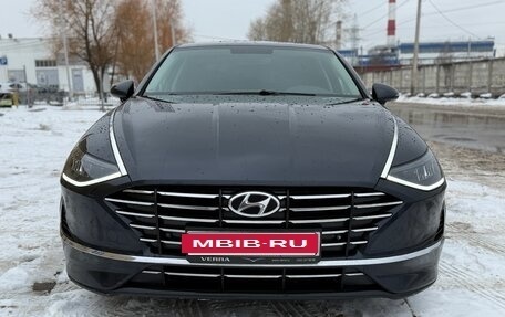 Hyundai Sonata VIII, 2021 год, 2 800 000 рублей, 2 фотография