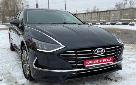 Hyundai Sonata VIII, 2021 год, 2 800 000 рублей, 3 фотография
