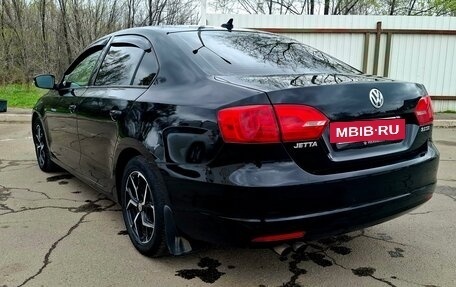 Volkswagen Jetta VI, 2011 год, 1 100 000 рублей, 5 фотография