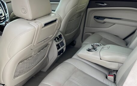 Cadillac SRX II рестайлинг, 2013 год, 1 600 000 рублей, 10 фотография