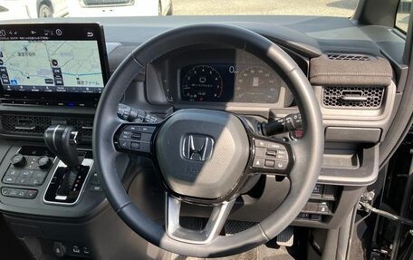 Honda Stepwgn, 2023 год, 2 330 999 рублей, 14 фотография