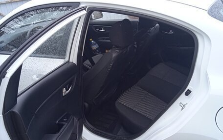 KIA Rio IV, 2018 год, 1 649 000 рублей, 3 фотография